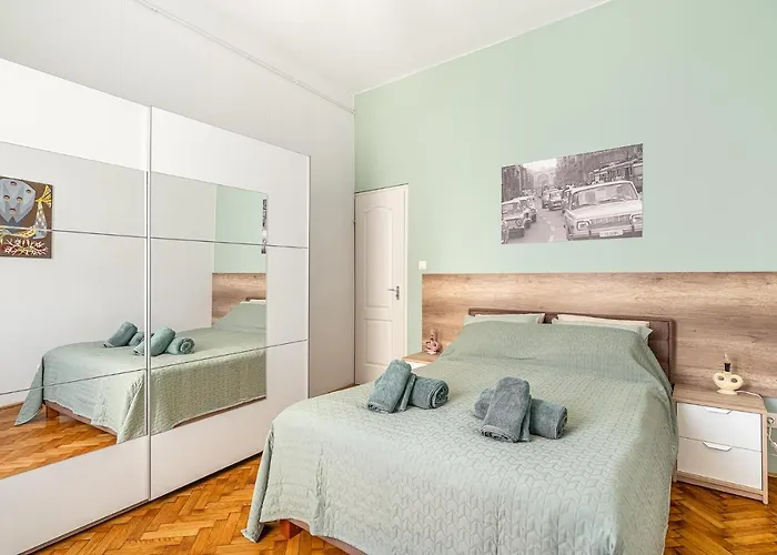 Budapest Then & Now Apartment