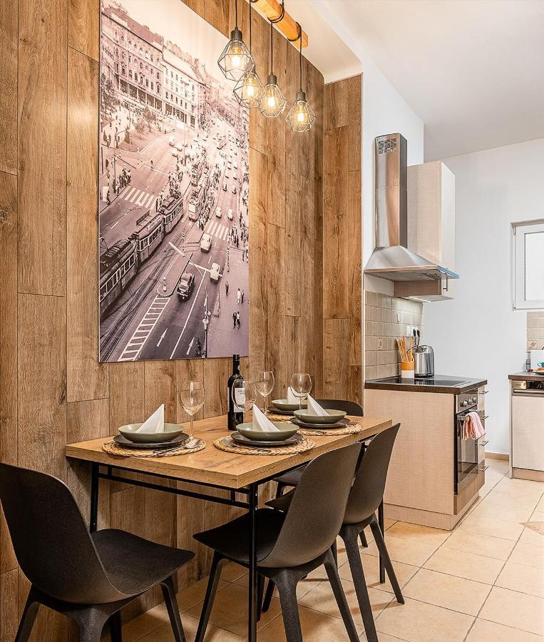 Then & Now Apartman Budapest