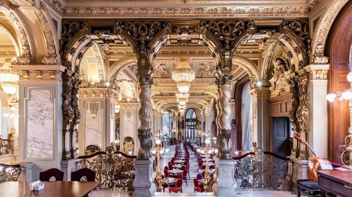 Apartman Then & Now Budapest
